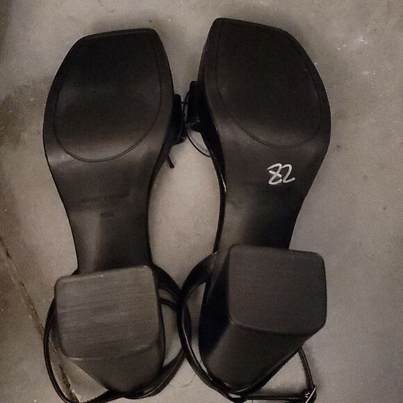 MARC FISHER WOMEN'S PLATFORM HEELED SANDAL - Picture 14 of 14